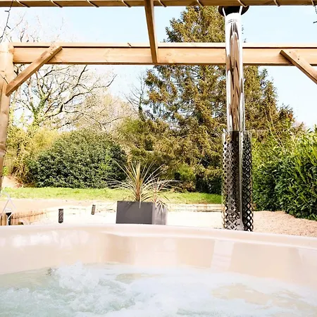 Le Refuge: Maison Detente Et Дом отдыха Brix